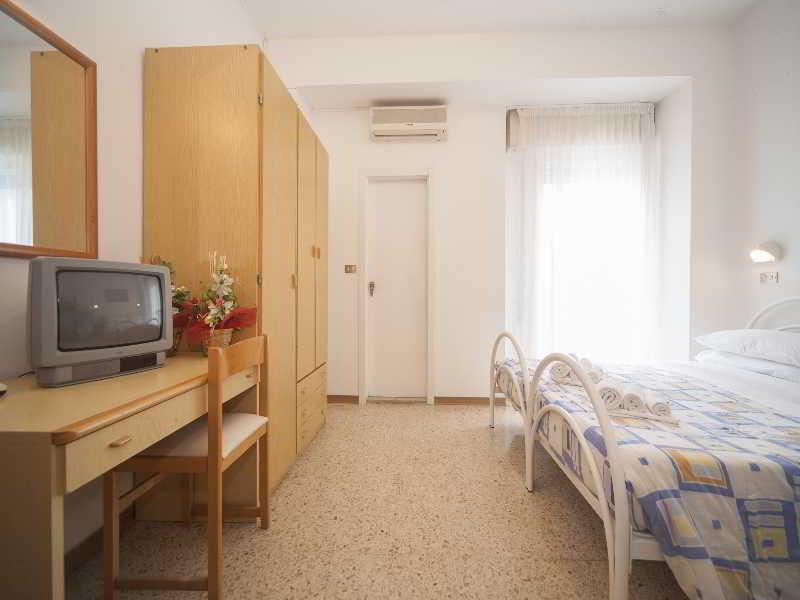 Hotel Gemini Rimini Eksteriør billede