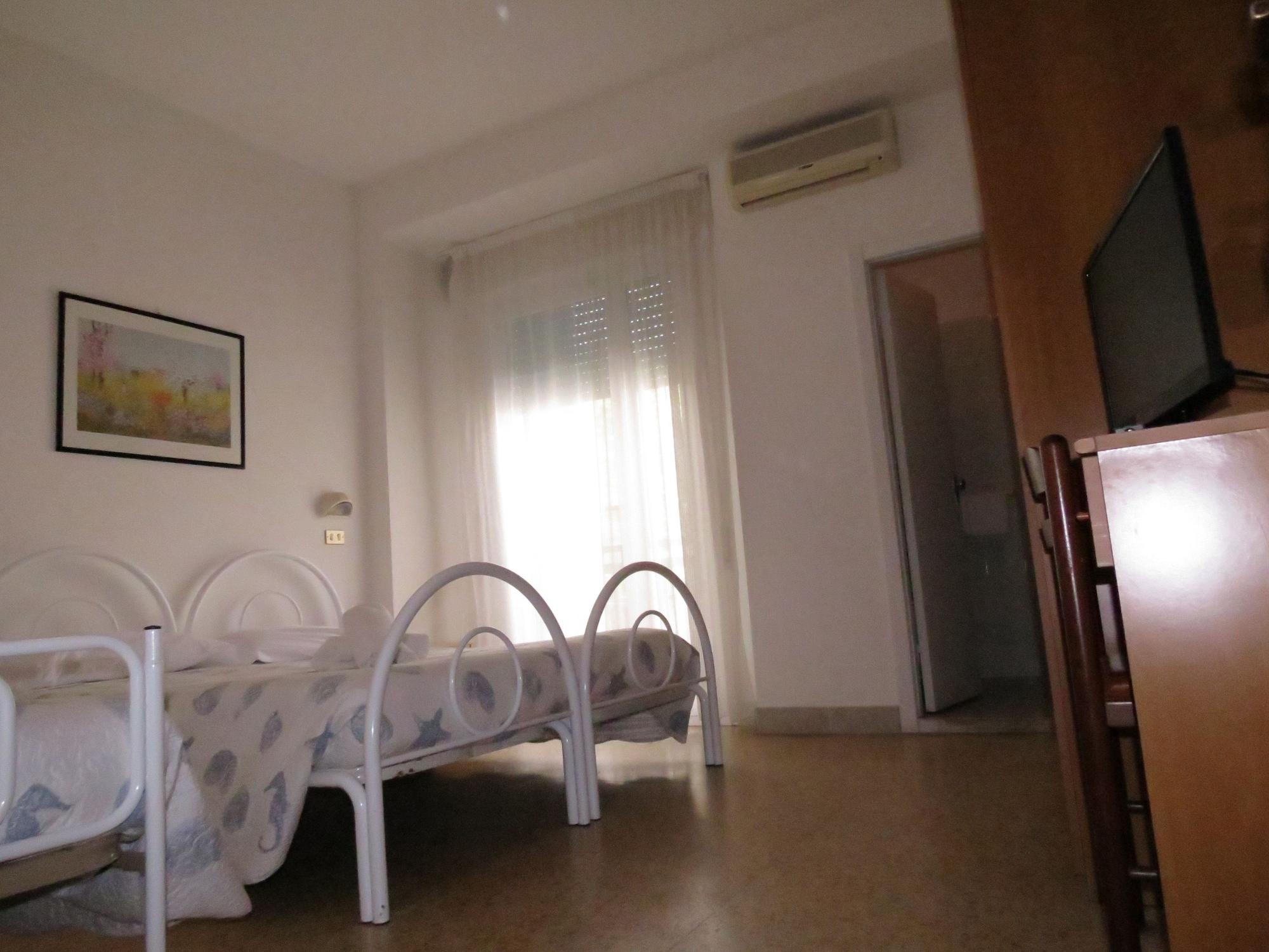 Hotel Gemini Rimini Eksteriør billede