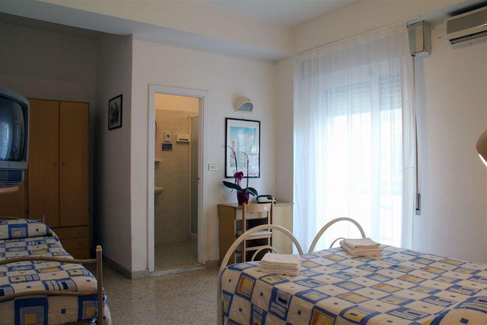 Hotel Gemini Rimini Eksteriør billede