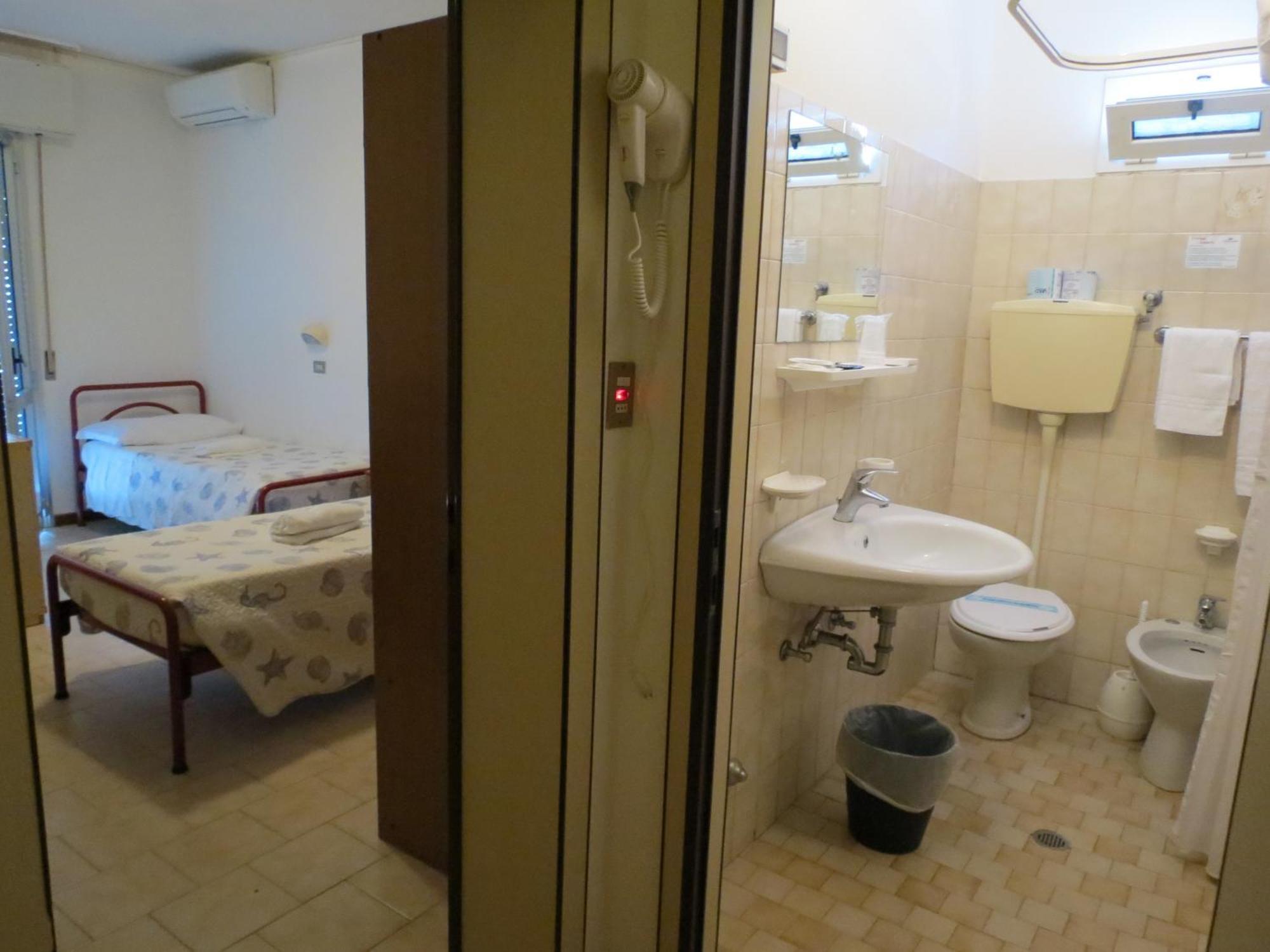 Hotel Gemini Rimini Værelse billede